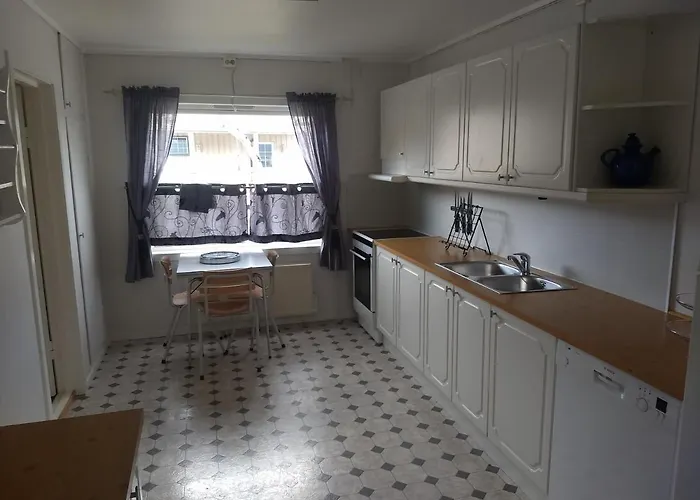 43 Oscarsgate Апартаменты Вадсё